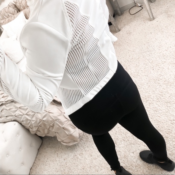 Entry s mesh workout / city athleisure jacket - Picture 5 of 13